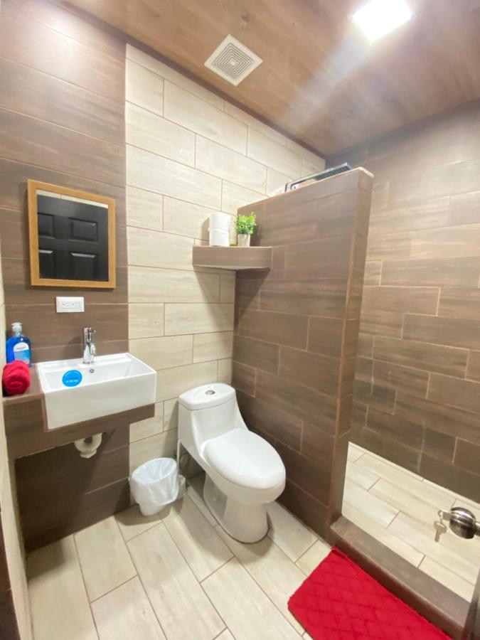 Pura Vida Apartment. 5 Min From Airport 阿拉胡埃拉 外观 照片